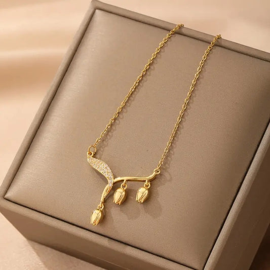 Zierliche Tulpen-Halskette in Gold
